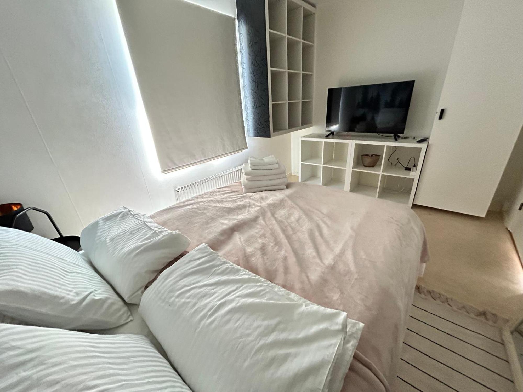 Villa Anastazja Vendelso Exteriör bild
